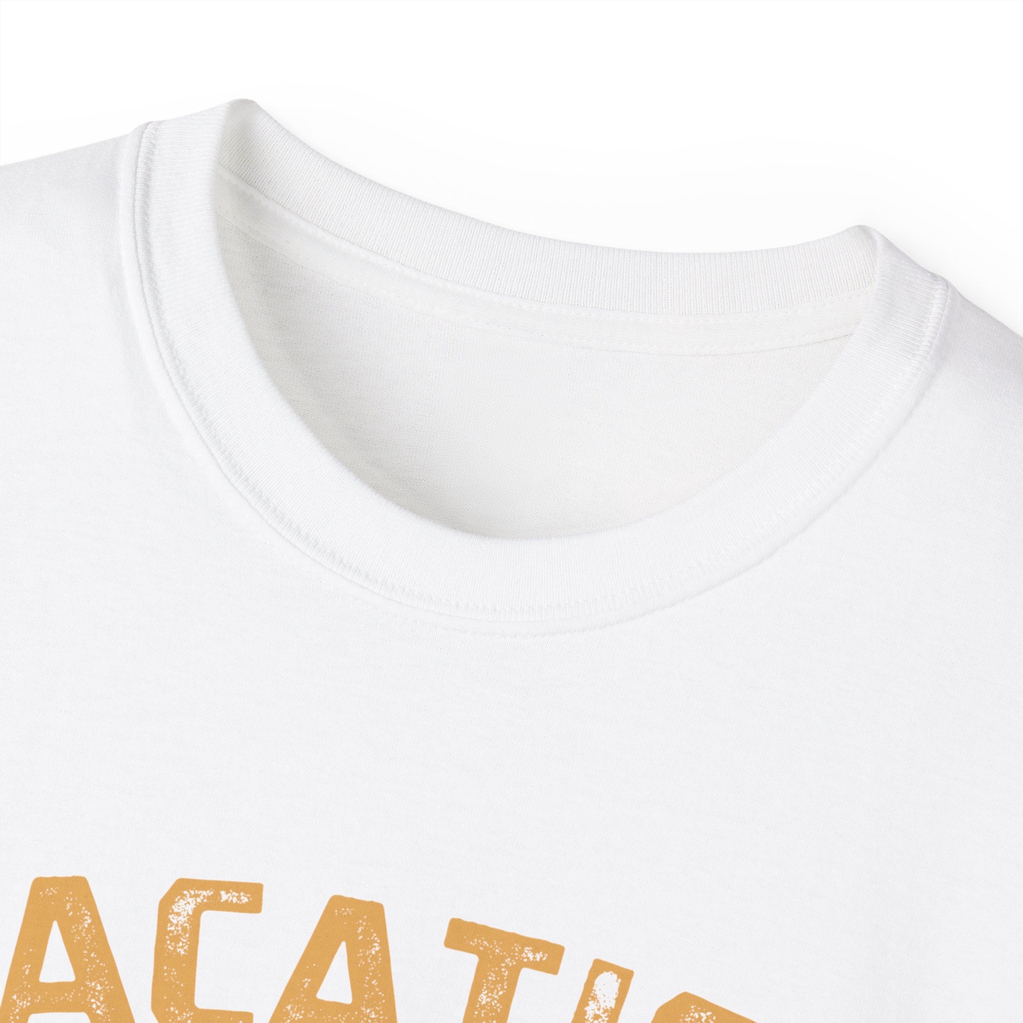 Vintage Summer Beach : Vacation t-shirt