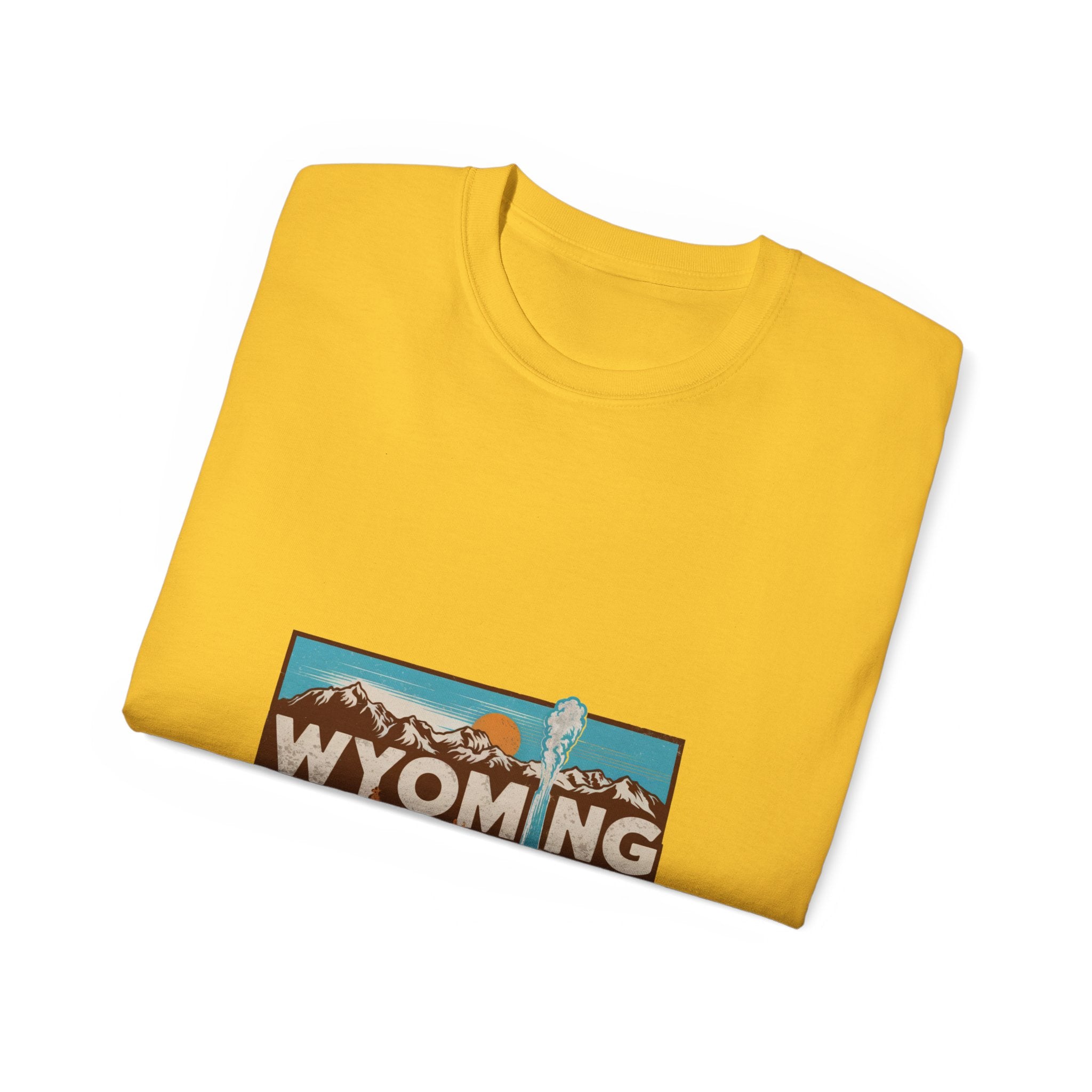 Retro  Iconic U.S. States : Wyoming t-shirt