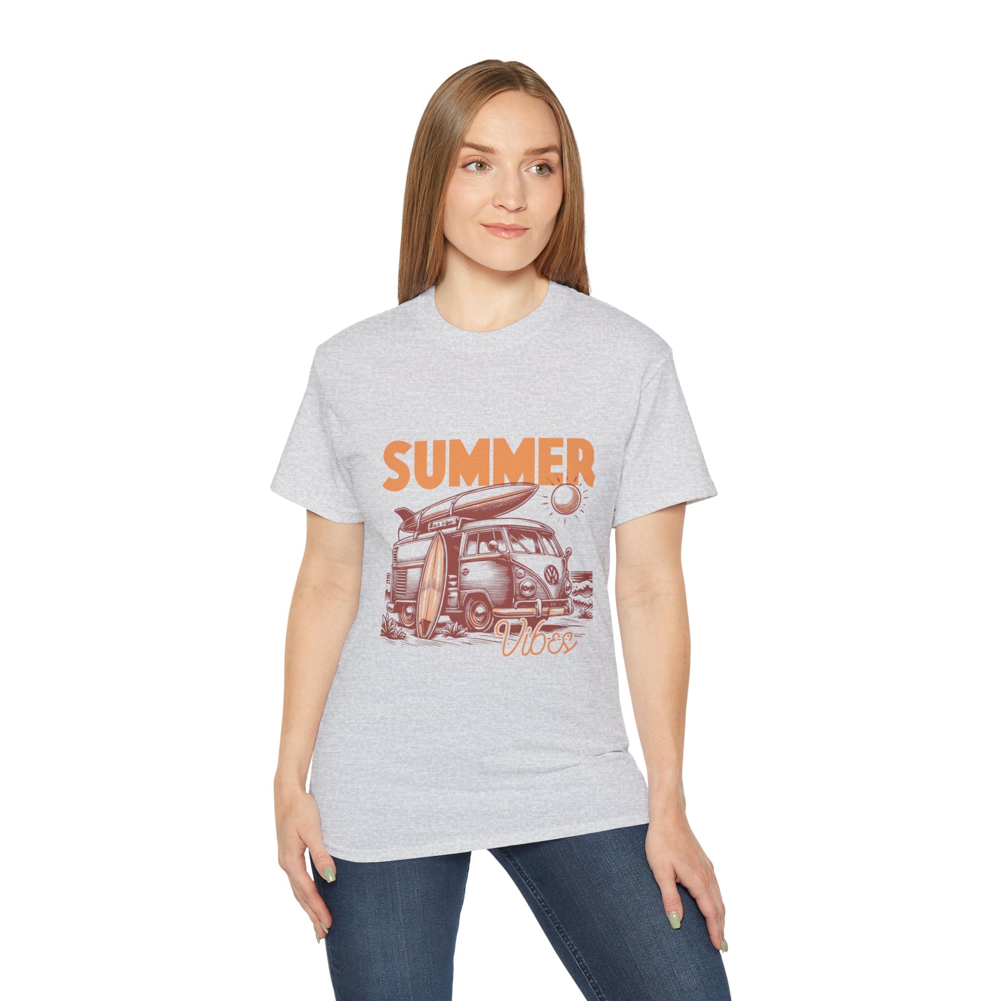 Vintage Summer Beach : Summer Vibes t-shirt