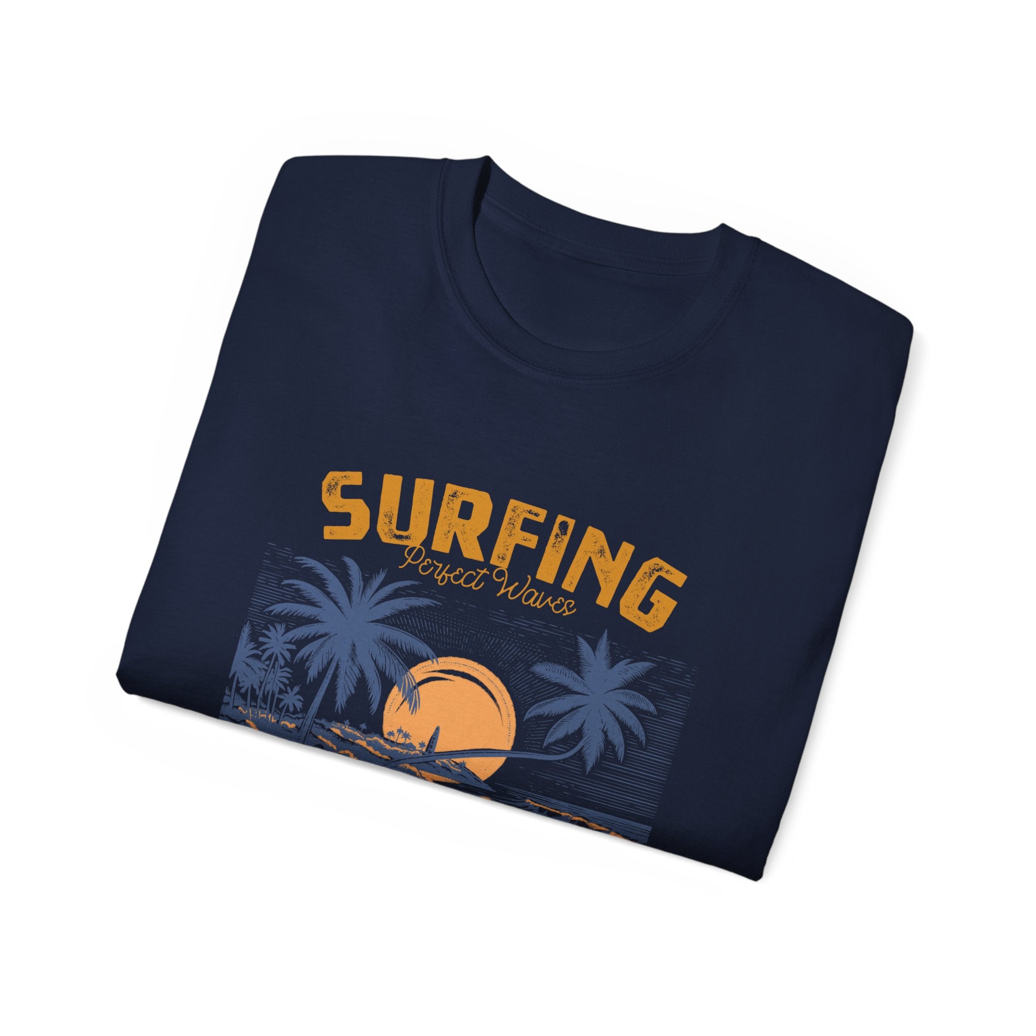 Vintage Summer Beach : Surfing t-shirt