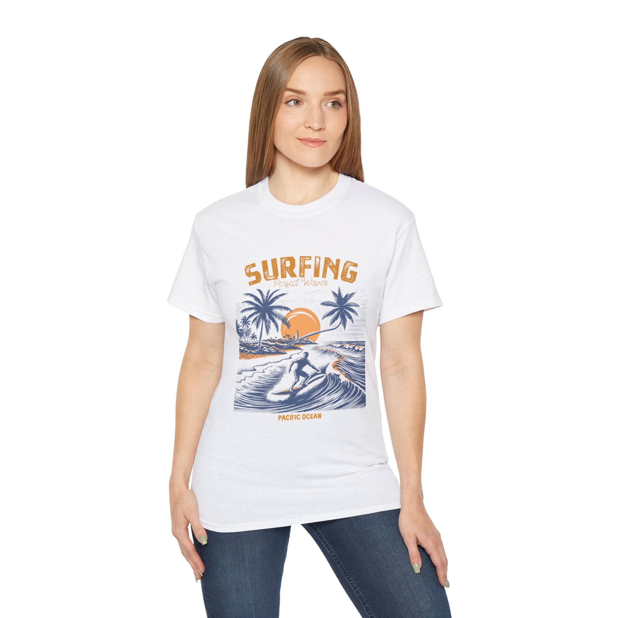 Vintage Summer Beach : Surfing t-shirt