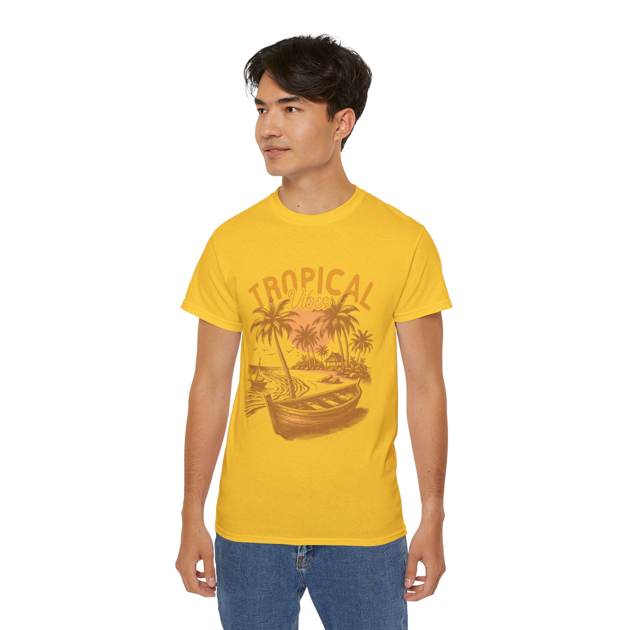 Vintage Summer Beach : Tropical t-shirt