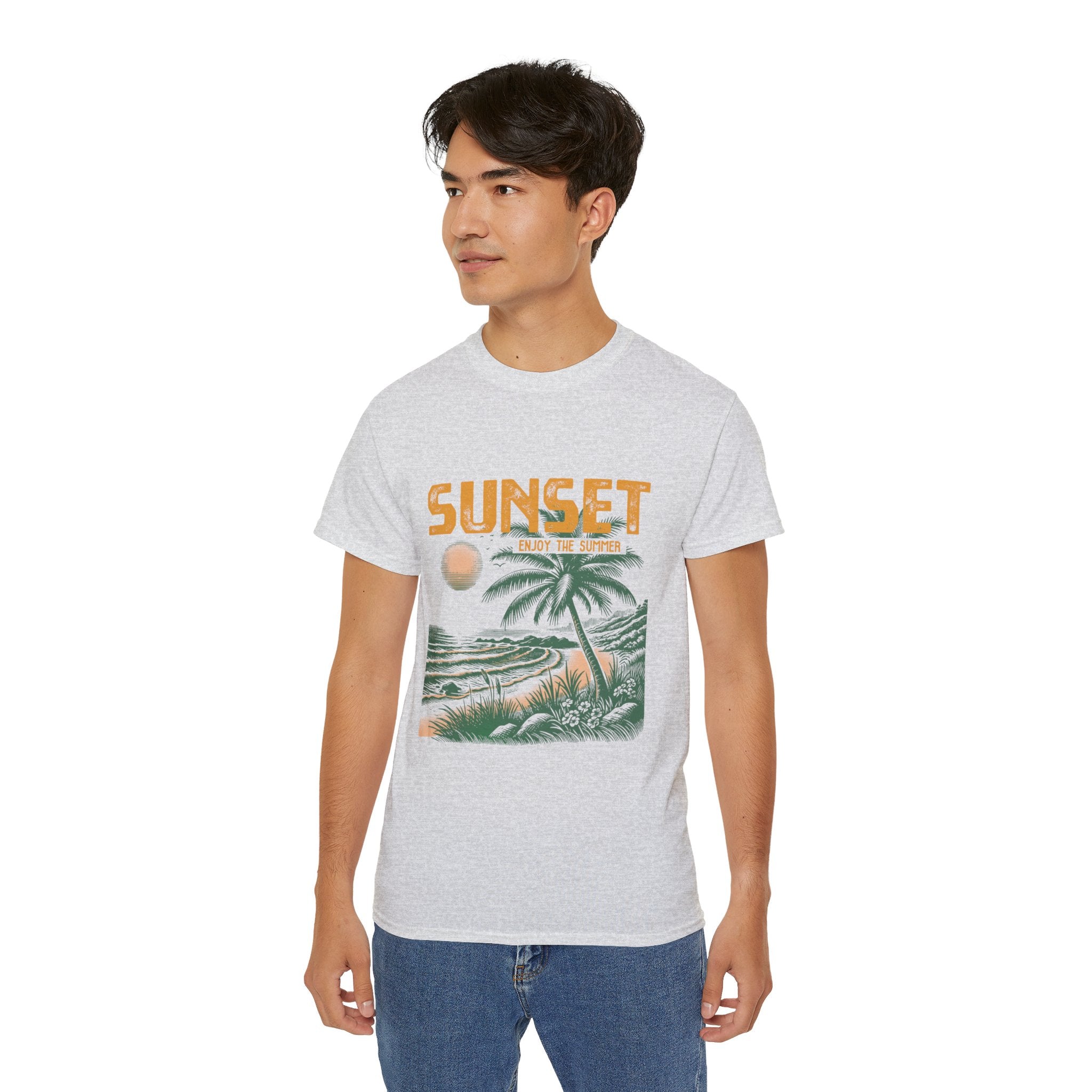 Vintage Summer Beach : Sunset t-shirt